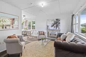 47 Franklyn Road, Tawa