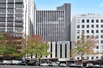 AUCKLAND CITY BUILDING WITH 90% NBS