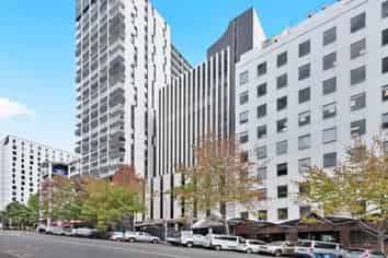 AUCKLAND CITY BUILDING WITH 90% NBS