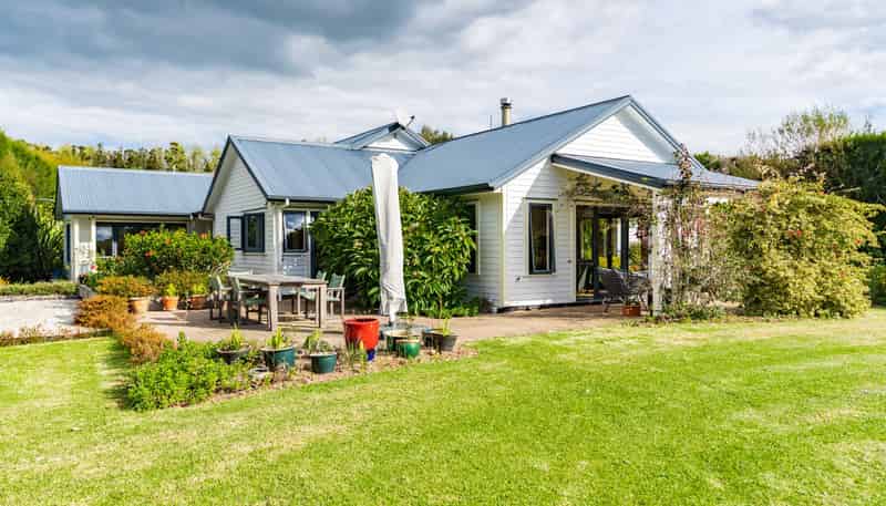 86 Avocado Lane, Mangawhai