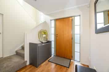 9A Hoskins Avenue, Hillsborough