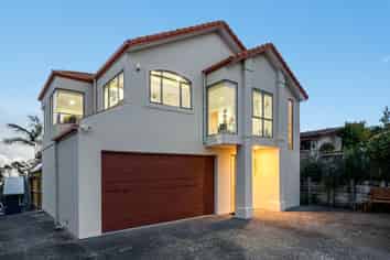 9A Hoskins Avenue, Hillsborough