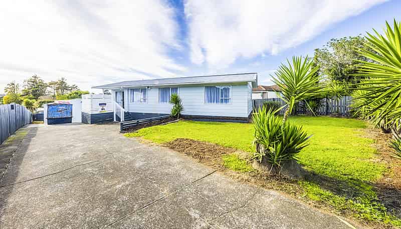 21 Ngatira Place, Clendon Park