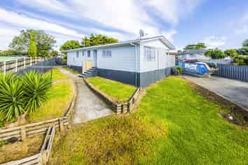 21 Ngatira Place, Clendon Park