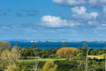 15 Hopetea Street, Long Bay