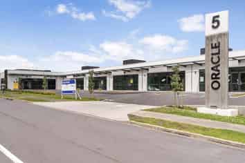 108sqm retail units for lease in Albany