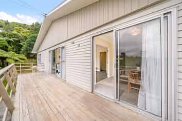 18 Akatea Road, Korokoro