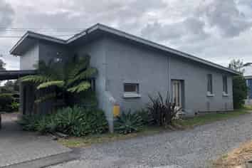 Cute character 133sqm office 