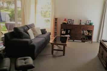 1 Barnfield Place, Glendene