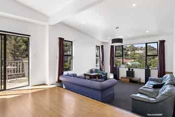 55 Jackson Street, Island Bay