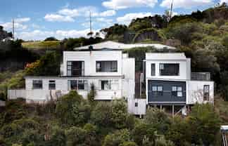 55 Jackson Street, Island Bay