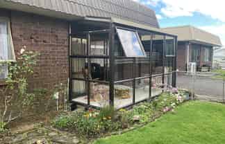 2/89 Broadway, Stratford