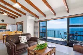 Premium Lake Taupo resort 