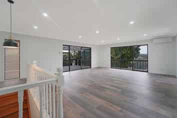 260 Sturges Road, Henderson