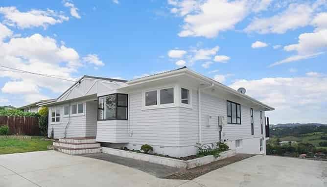 260 Sturges Road, Henderson