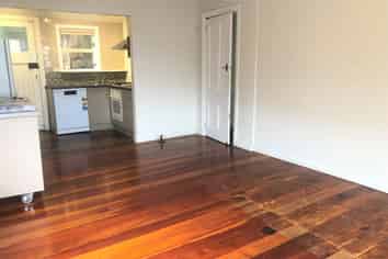 82 Evans Bay Parade, Roseneath