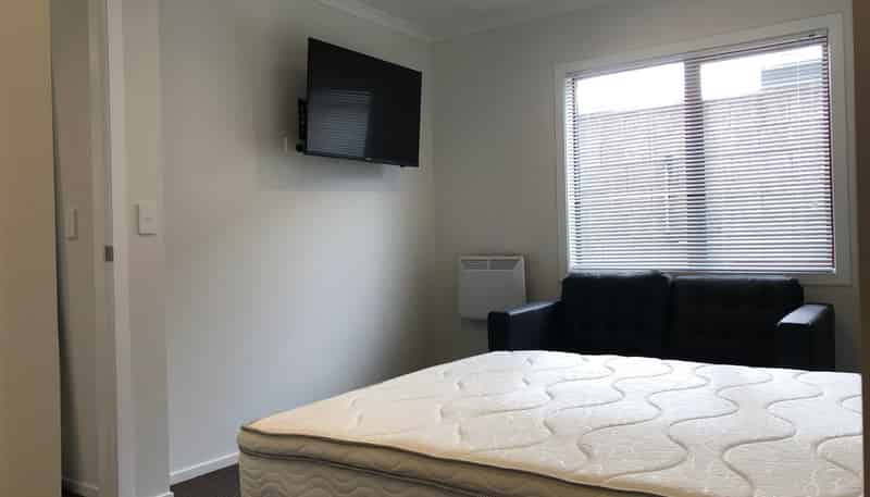 6/4 RMD Hammond St, Hamilton Central