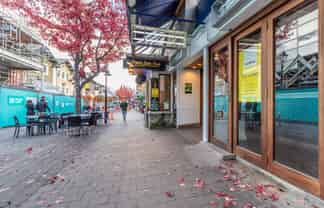 Prime Restaurant / Retail Shop