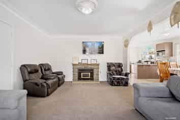 16 Halswell Street, Mangere