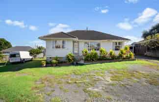 16 Halswell Street, Mangere