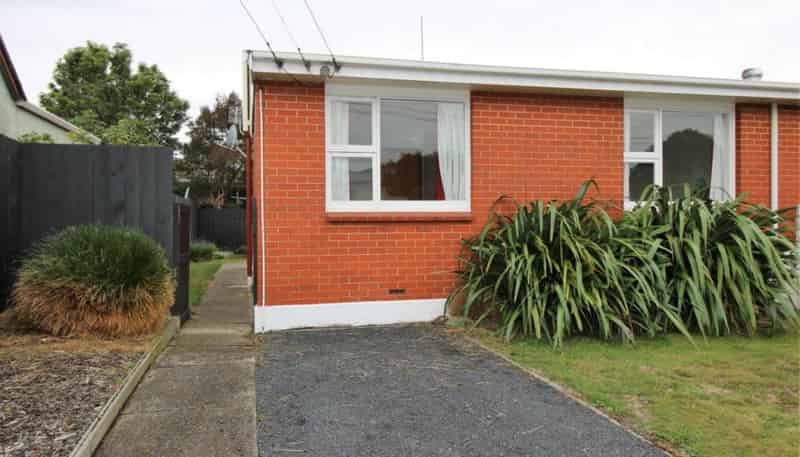 32B Eastbourne Street, Caversham