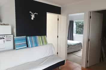 2/19B Beach Street, Fitzroy