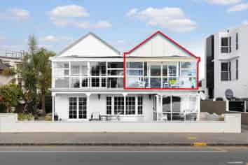 2/293 Tamaki Drive, Kohimarama