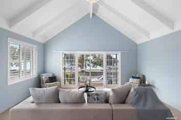 2/293 Tamaki Drive, Kohimarama