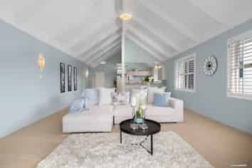 2/293 Tamaki Drive, Kohimarama