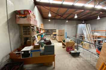 Industrial with road front profile