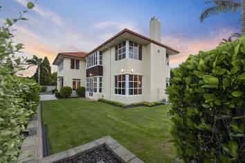 105 Onetaunga Road, Chatswood