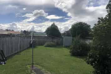 81 Masters Avenue, Hillcrest