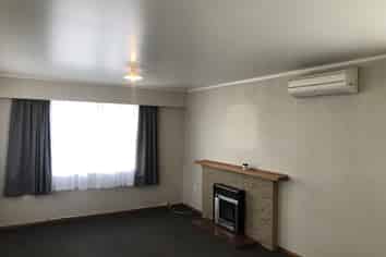 81 Masters Avenue, Hillcrest