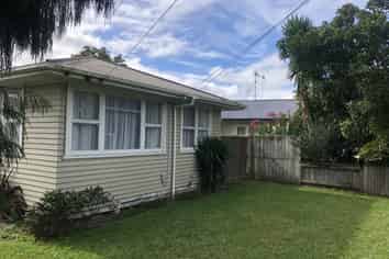 81 Masters Avenue, Hillcrest