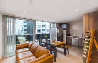 108/25 Don McKinnon Drive, Albany