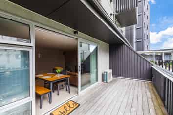 108/25 Don McKinnon Drive, Albany