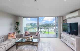 404/27 Don McKinnon Drive, Albany