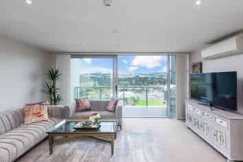 404/27 Don McKinnon Drive, Albany