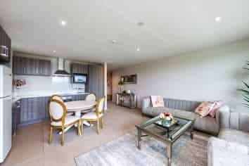 404/27 Don McKinnon Drive, Albany