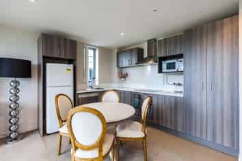 404/27 Don McKinnon Drive, Albany