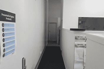 Retail / Office Brougham For Lease