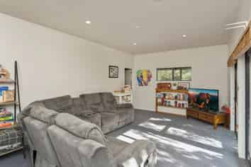 45 Campbell Avenue, Paraparaumu