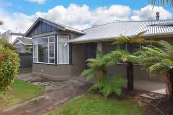 130 Victoria Road, Saint Kilda