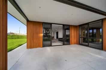 228 Ohangai Road, Hawera