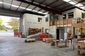 Modern 784sqm Warehouse/Office, Middleton