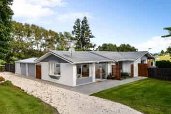 21 McCandlish Road, Ngahinapouri