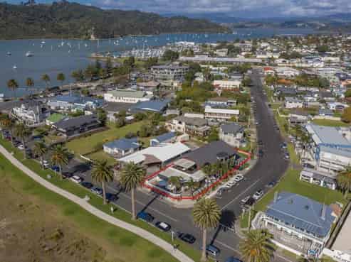 20 The Esplanade, Whitianga
