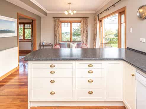 1 Tregarth Street, Saint Johns Hill