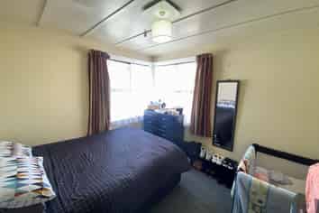 16 Laurent Vc Street, Hawera