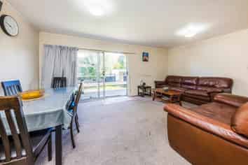 4/87 Gray Avenue, Mangere East